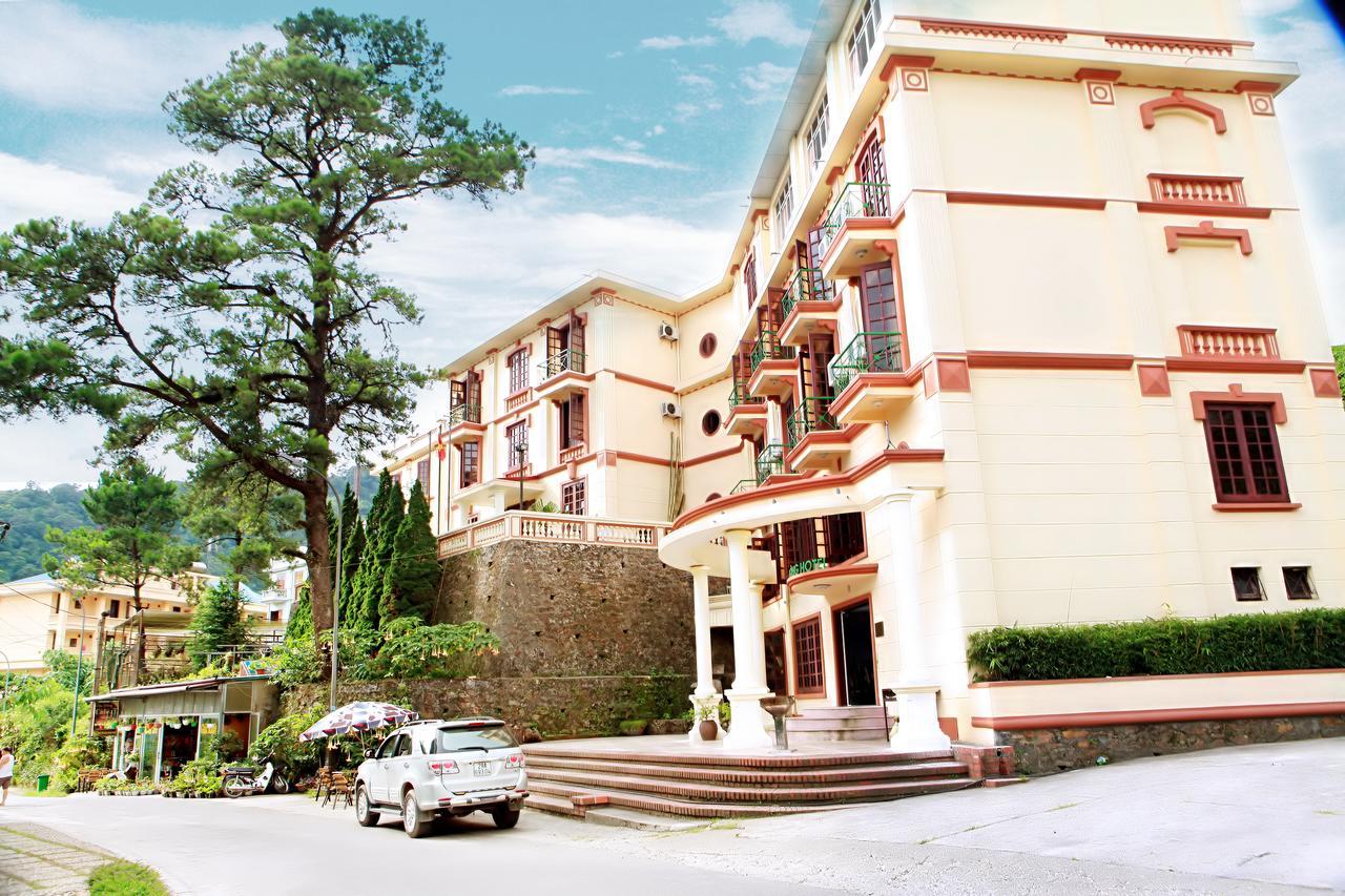 Khach San Cay Thong Hotel Tam Ðảo Eksteriør billede